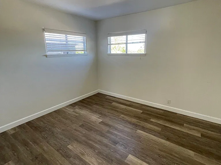 520 Palm Dr #520 — Photo 15