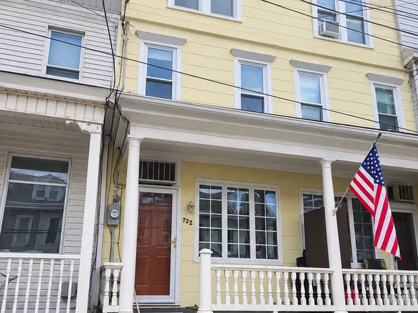 722 E Mahanoy St, Mahanoy City, PA 17948