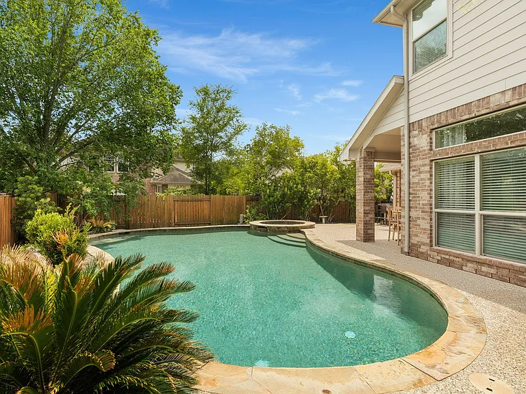 11 Pintuck Pl — Photo 33