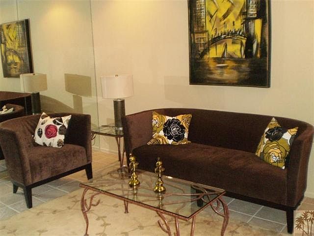 1st image of 472 E Bradshaw #3
