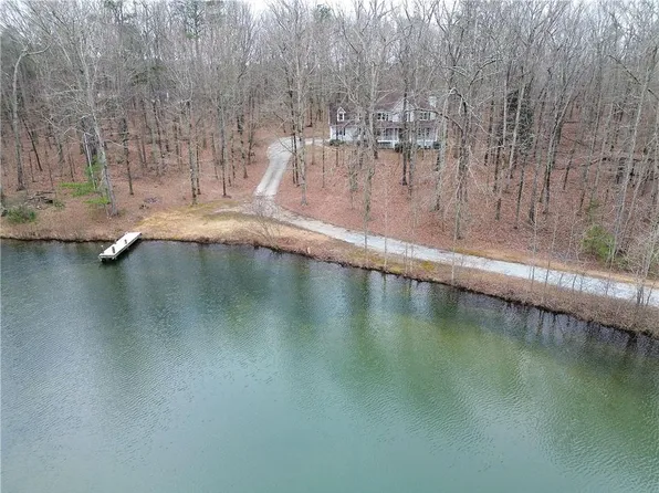 1722 Luther Bailey Rd, Senoia, GA 30276