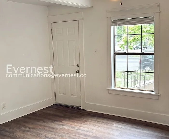 801 Smith St — Photo 7