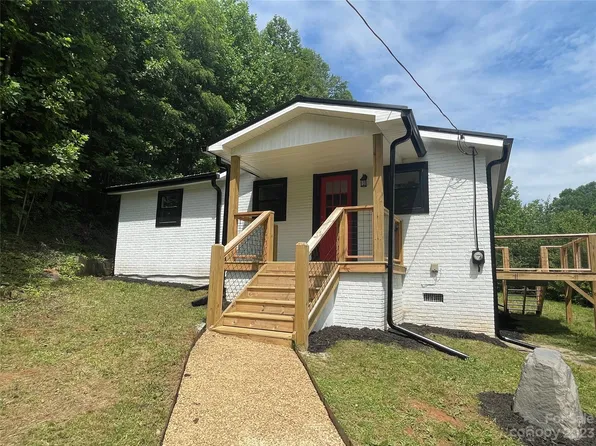 12 Posey Blanton Rd, Sylva, NC 28779