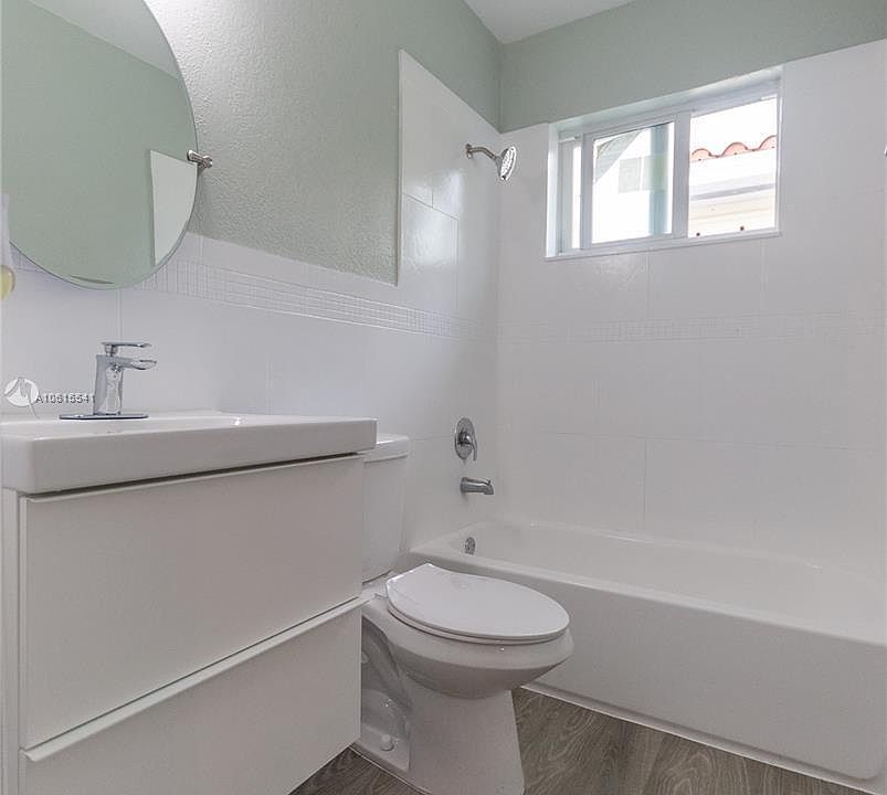 1st image of 1251 Euclid Ave APT 1