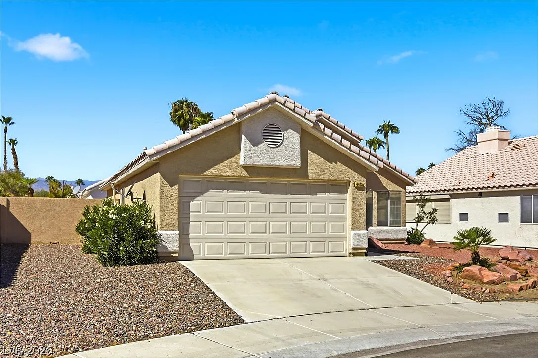 2 bed, 2.0 bath, 1152 sqft, $1,700 — Photo 2