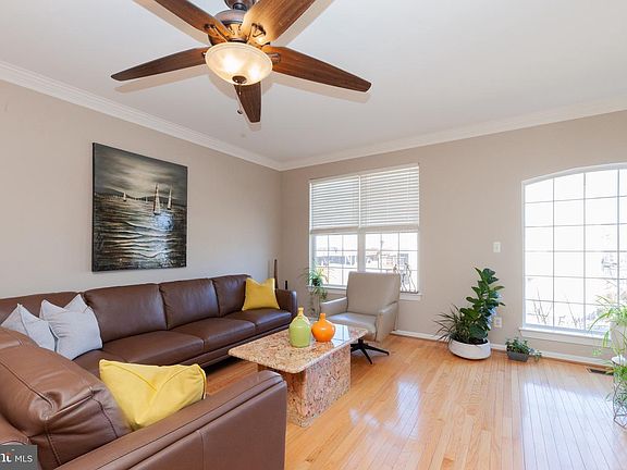5th image of 903 Freshes Ln