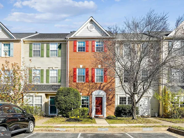 13110 Shadowbrook Ln, Fairfax, VA 22033