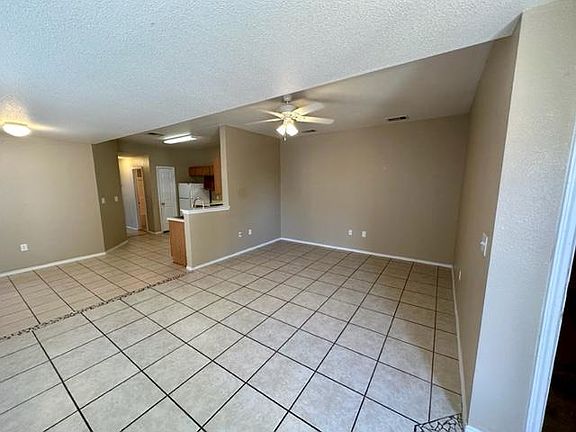 5th image of 15311 Kamary Ln #15311