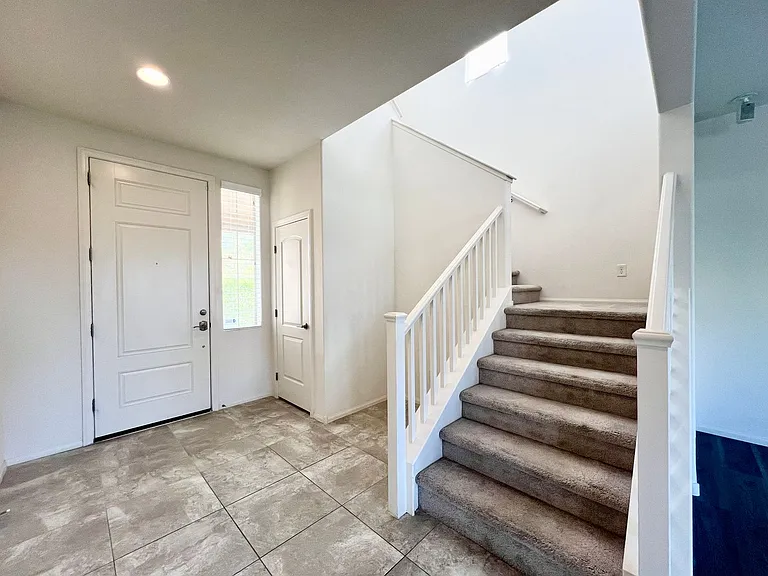 925 Pine Vista Ct — Photo 2