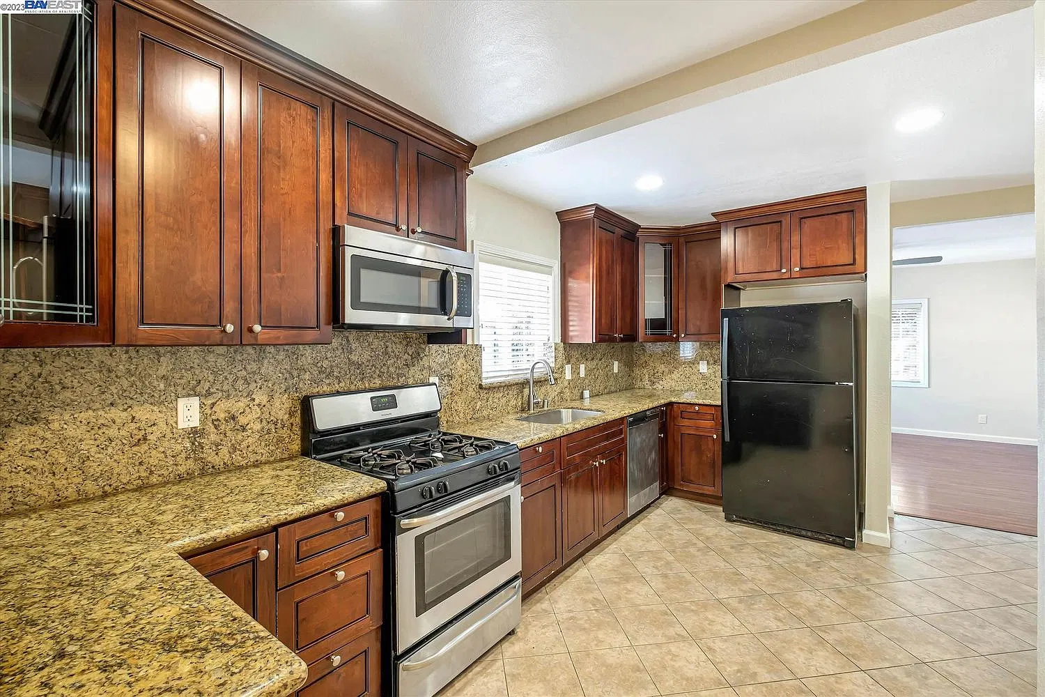 2 bed, 1000 sqft, $2,950 — Photo 4
