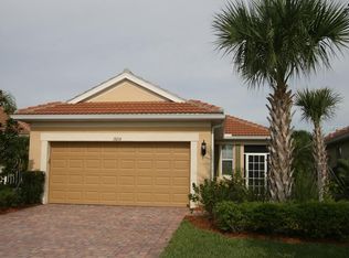 19233 Lappacio St, Venice, FL 34293