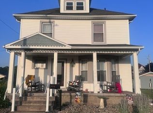 121 N Bodmer Ave, Strasburg, OH 44680