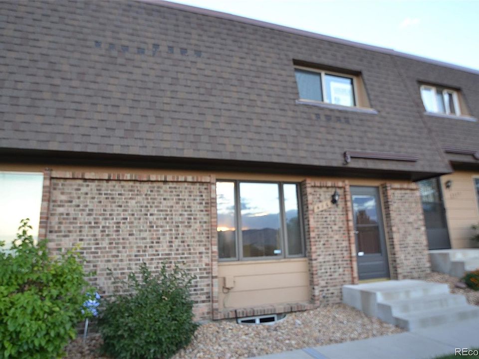 1st image of 416 Gladiola St