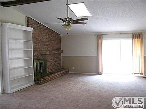 3rd image of 413 Perdido Dr