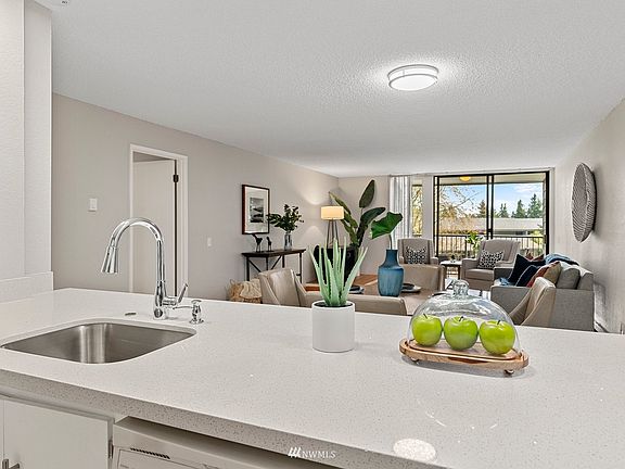 3rd image of 6347 137th Ave NE APT 267