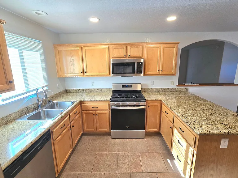 74404 Pinon Dr — Photo 7