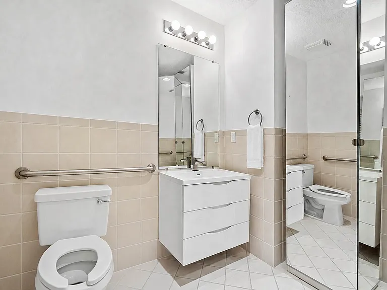 701 S Olive Ave #119 — Photo 10