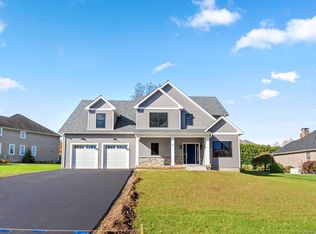 19 Jacob Dr, Wethersfield, CT 06109