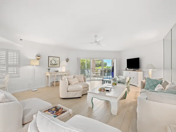5645 Gulf Of Mexico Dr APT 103, Longboat Key, FL 34228