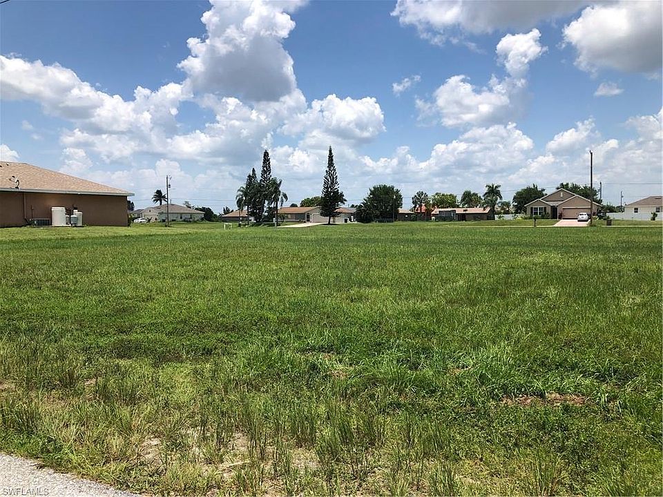 1st image of 209 NW 10th St