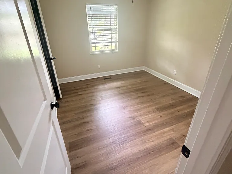 6908 Maize Dr — Photo 5