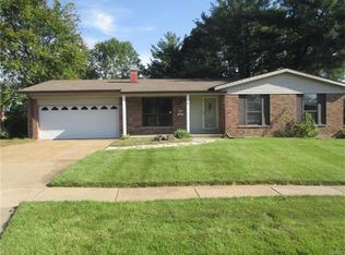 3735 Meserta Ln, Florissant, MO 63033