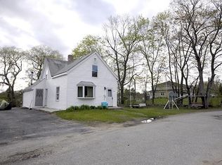 1108 Hildreth St, Dracut, MA 01826