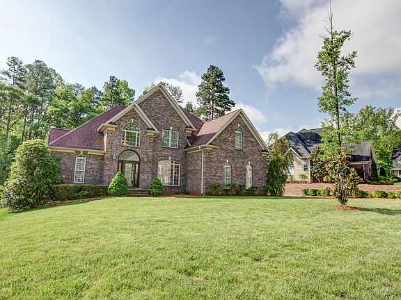 2nd image of 104 Creek View Ct
