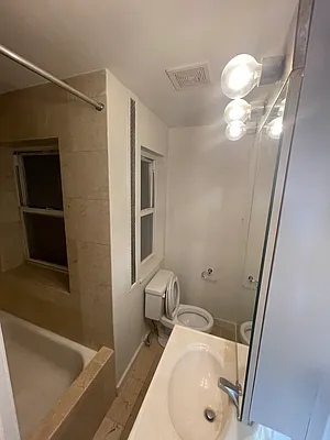 Rented by REAL New York | media 25