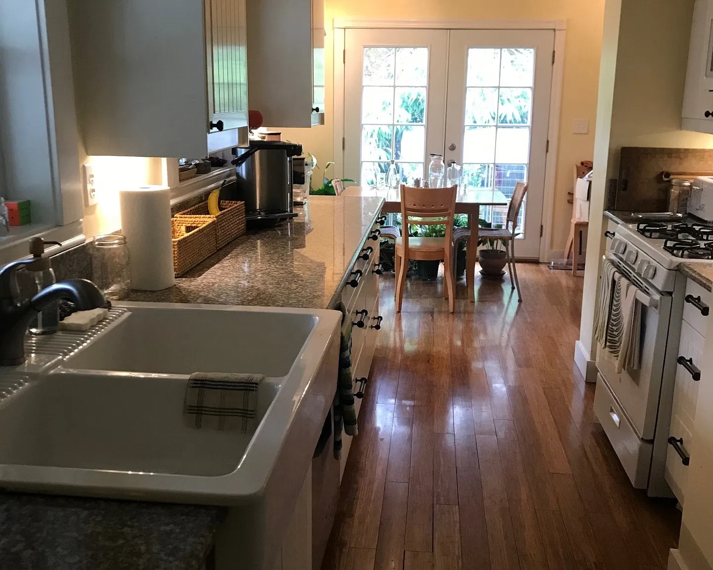 2 bed, 2500 sqft, $1,100 — Photo 2
