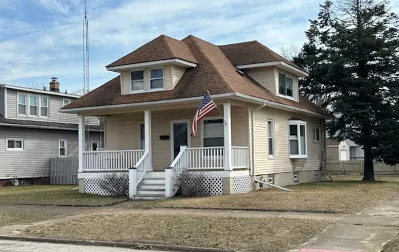 401 Pearl St