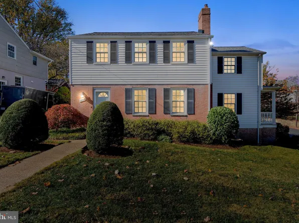 1008 N Madison St, Arlington, VA 22205