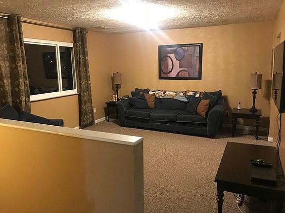 4th image of 208 Jamescrest Dr