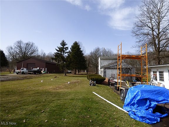 3rd image of 7970 Highland Ave