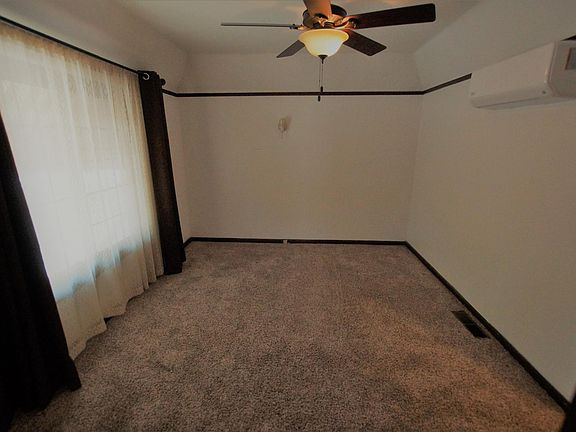5th image of 1438 Park Ave #A