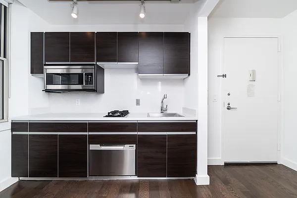 Rented by Platinum Properties | media 6