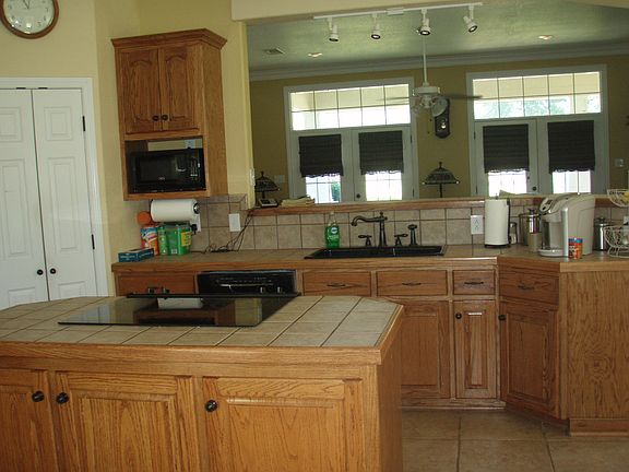5th image of 115 Lakewood Pl