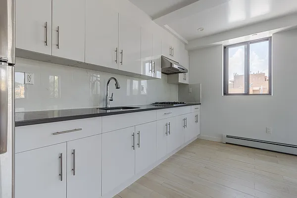 Rented by E House Realty & Management Inc. | media 39
