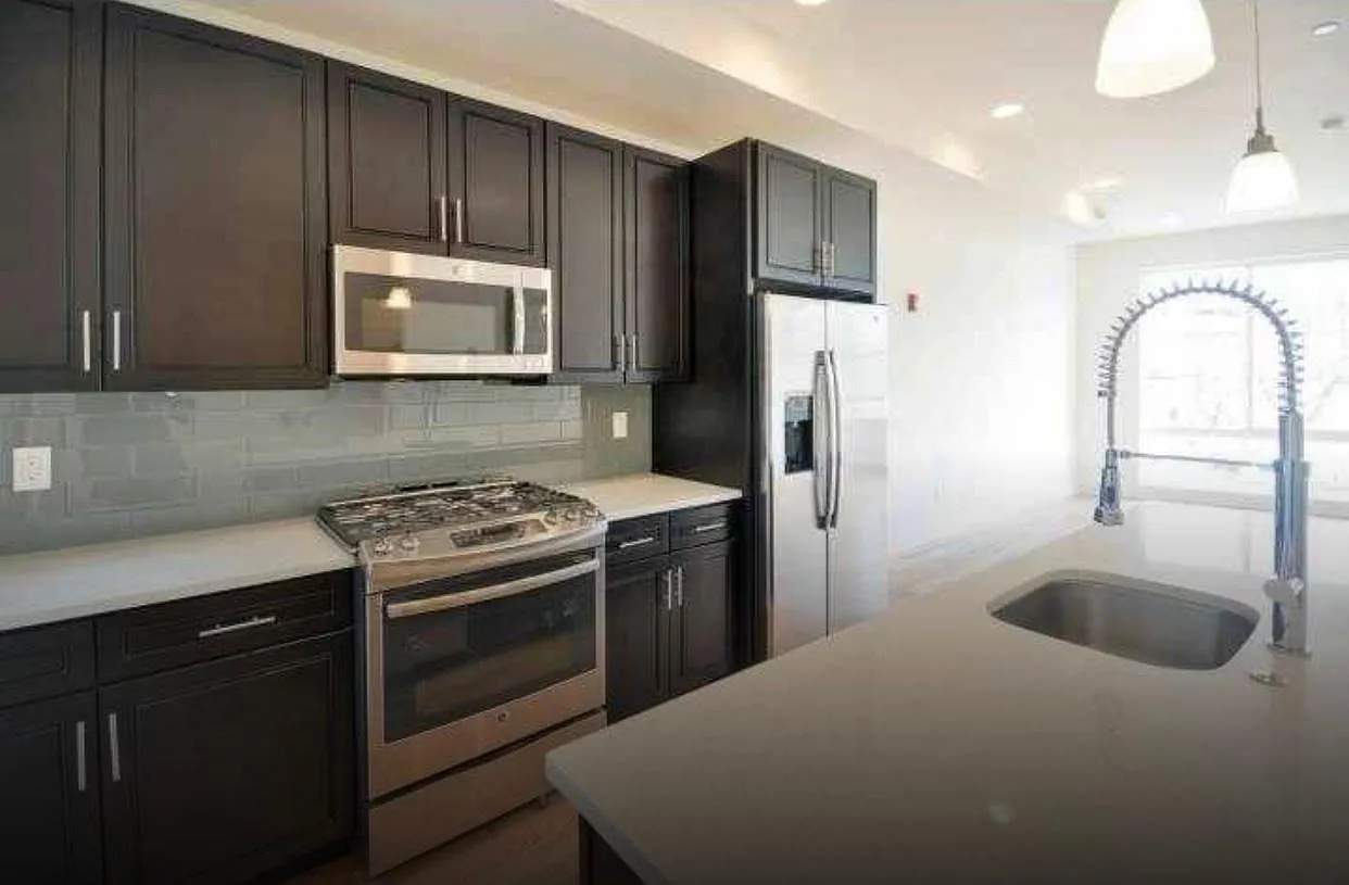 1510 Frankford Ave — Photo 1