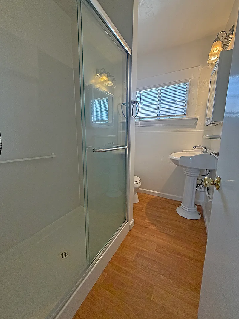 2539 Grande Vista Avenue - 1 — Photo 1