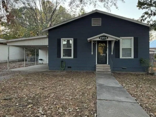 1204 S Madison St, Dewitt, AR 72042