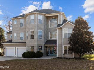108 Mallard Ct, Newport, NC 28570