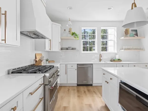 125 Redbud Ln, Inlet Beach, FL 32461