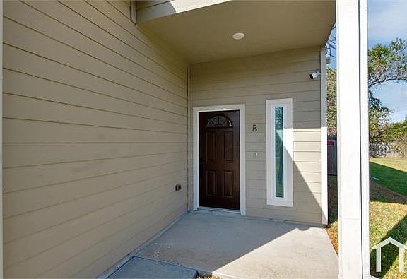 2nd image of 7937 Richland Dr #B