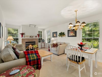 130 NE 95th Street #B-302, Seattle, WA, 98115