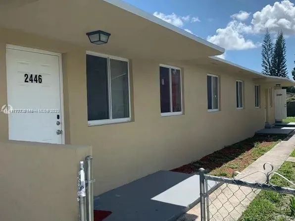 2446 NW 44th St, Miami, FL 33142