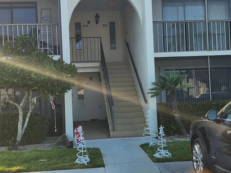 1485 SW Silver Pine Way #107-B-2 — Photo 1