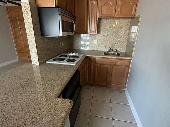 2nd image of 4600 Paradise Rd Unit 43