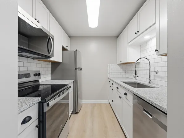 230 Eastern Avenue #101, Manchester, NH 03104