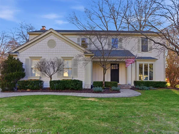 1188 Barneswood Ln, Rochester Hills, MI 48306